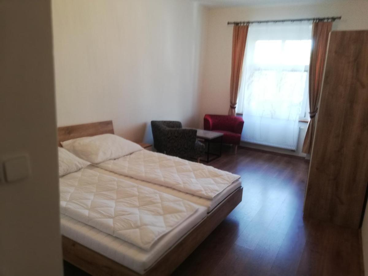 Apartment 70M2 Karlovy Vary Exterior foto